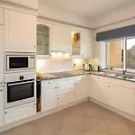 Διαμέρισμα Luxury With Free Use Of Pool, Gym And