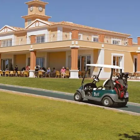 Luxury With Free Use Of Pool, Gym And Λάγος