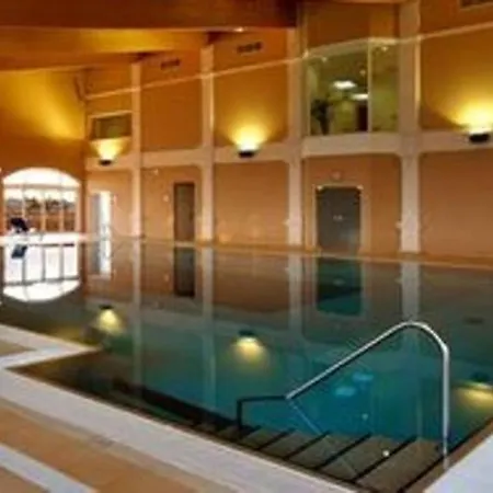 Luxury With Free Use Of Pool, Gym And Apartament